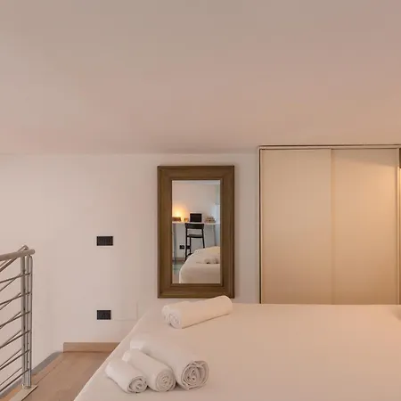 Artstay - Exclusive Near Metro M1, Ac, Parking מילאנו