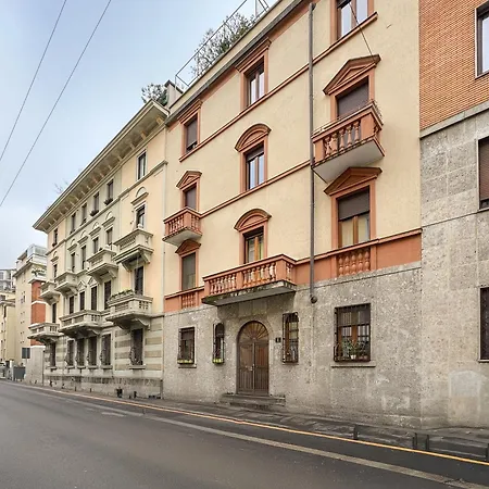 Artstay - Exclusive Near Metro M1, Ac, Parking מילאנו